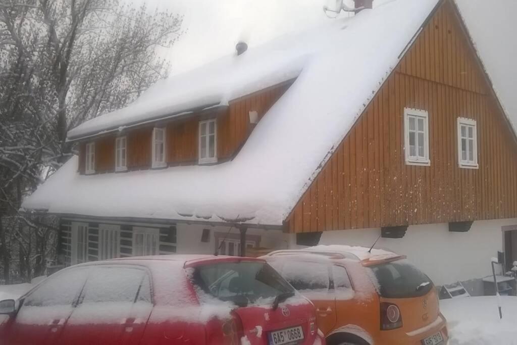 Byt Knezice U Vrchlabí Buitenkant foto